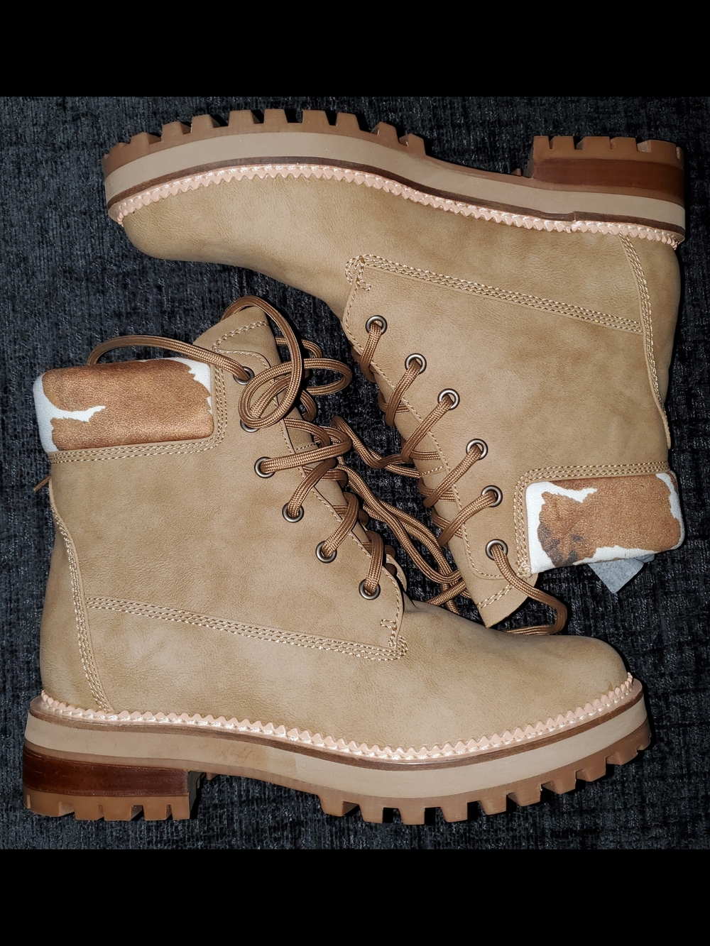 Women's Tan Lace-Up Rugged Work Boots